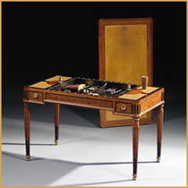 антикварный карточный стол